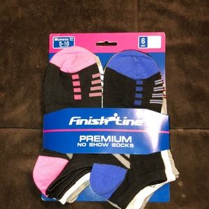 Women’s Finish alone no shoe socks